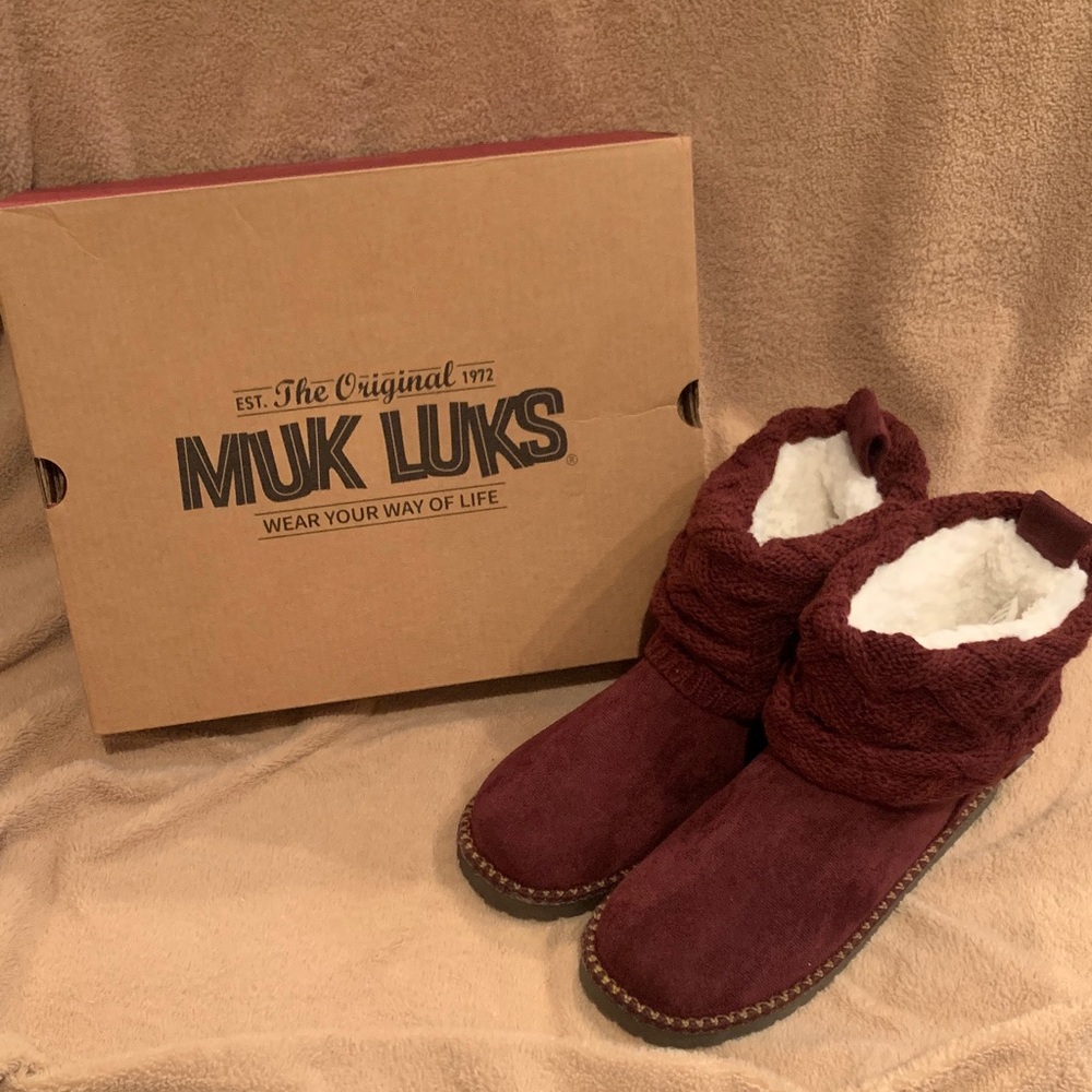 Muk Luks Cuffed Winter Boot- Larue in Burgundy